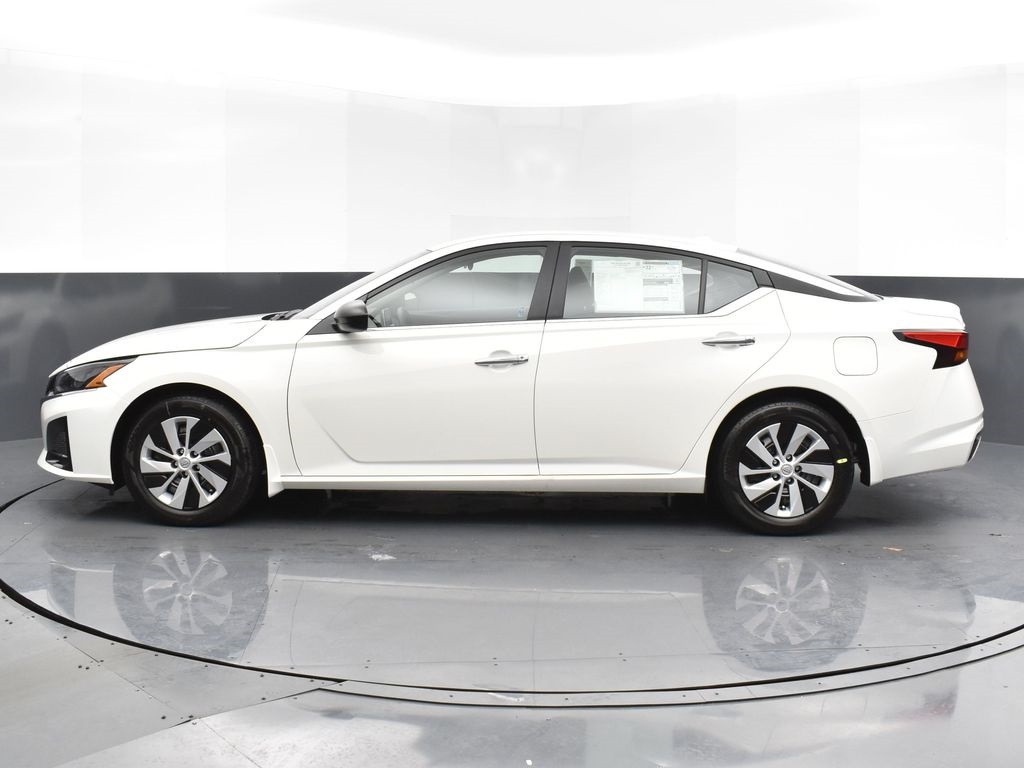 2025 Nissan Altima 2.5 S photo 3