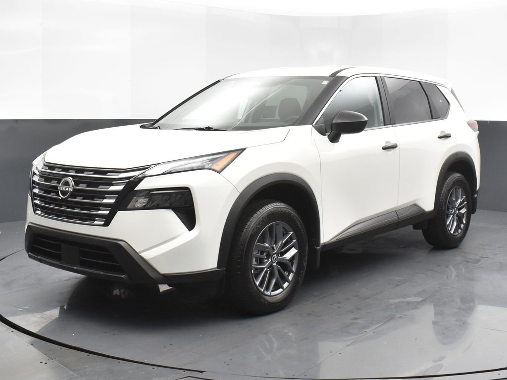 2026 Nissan Rogue S photo 2
