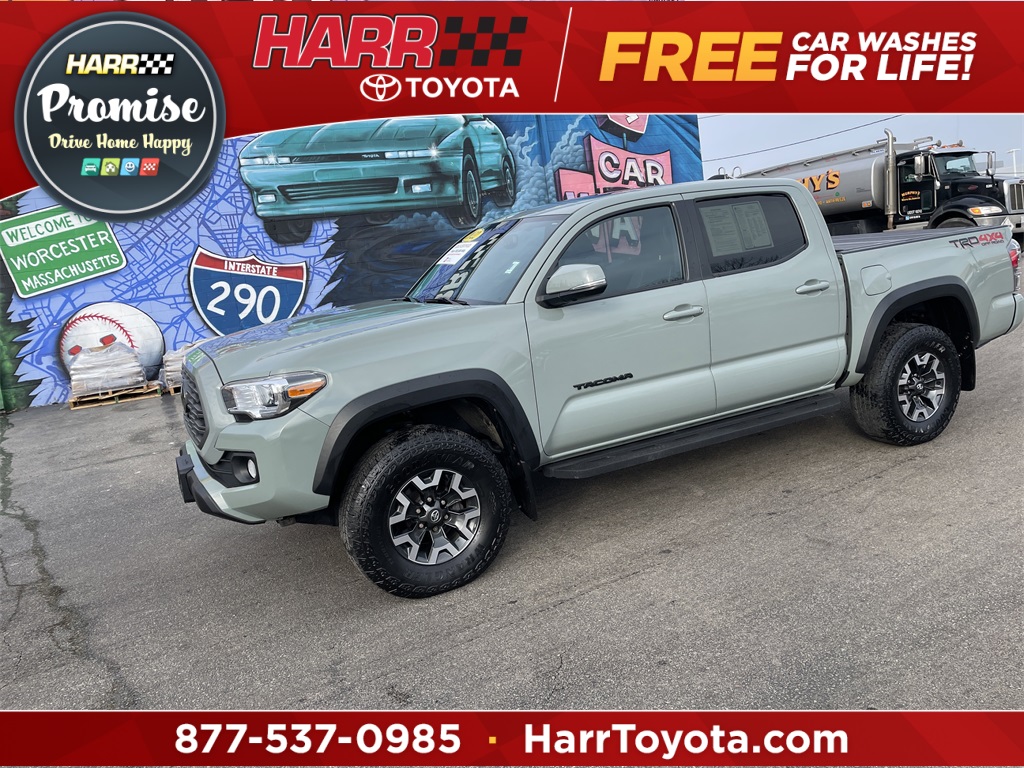 2022 Toyota Tacoma TRD Off Road's photo