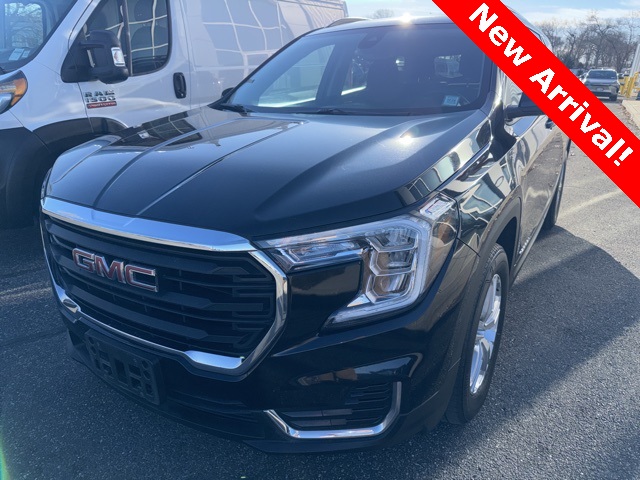 2022 GMC Terrain SLE's photo