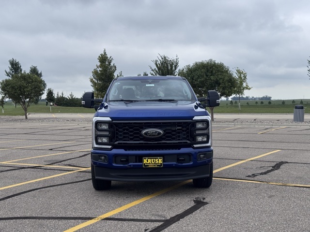 2026 Ford F-350 Super Duty Lariat