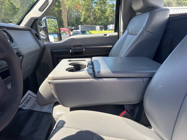 2014 Green Ford Super Duty F-250 SRW XL 4X4 Truck