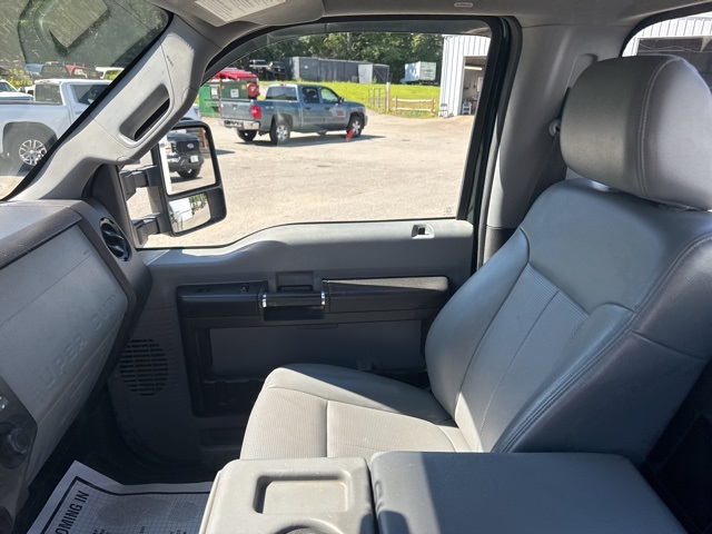2014 Green Ford Super Duty F-250 SRW XL 4X4 Truck