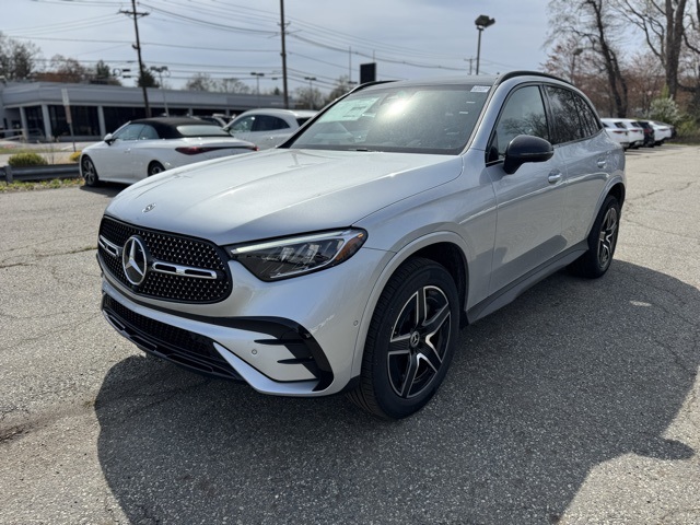 2025 Mercedes Benz GLC 300 4MATIC photo 6