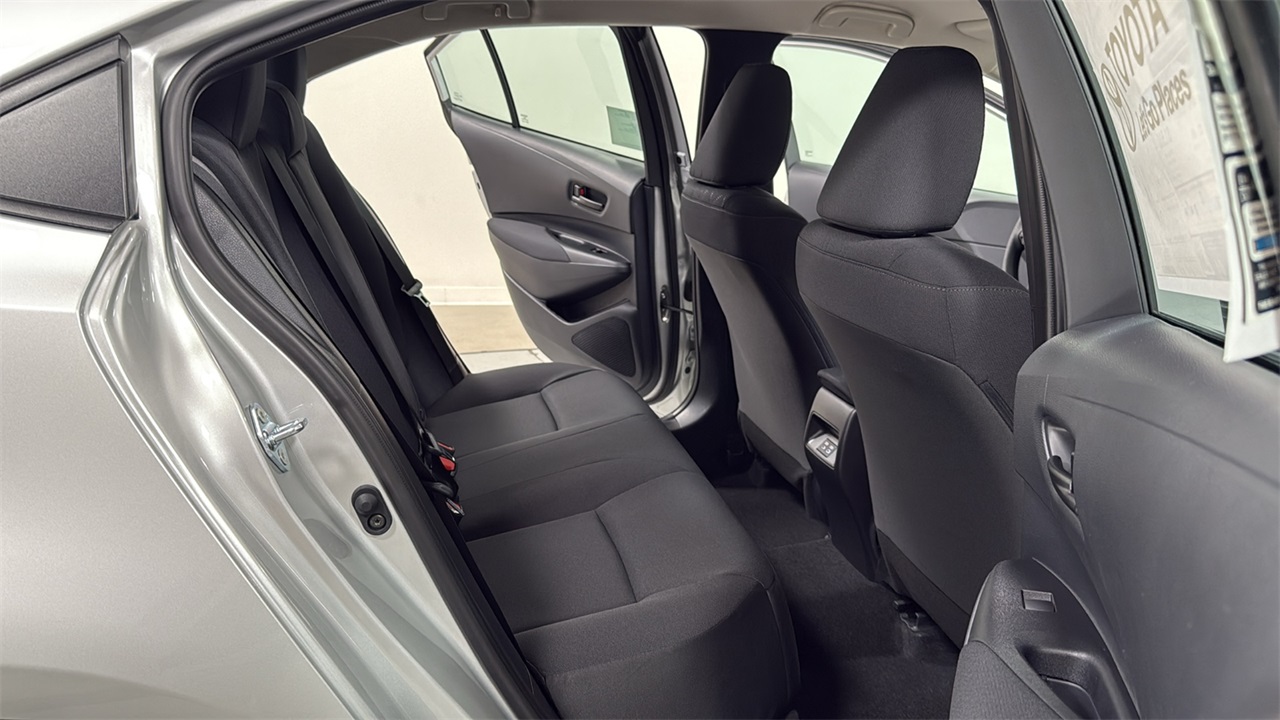 2026 Toyota Corolla LE photo 17