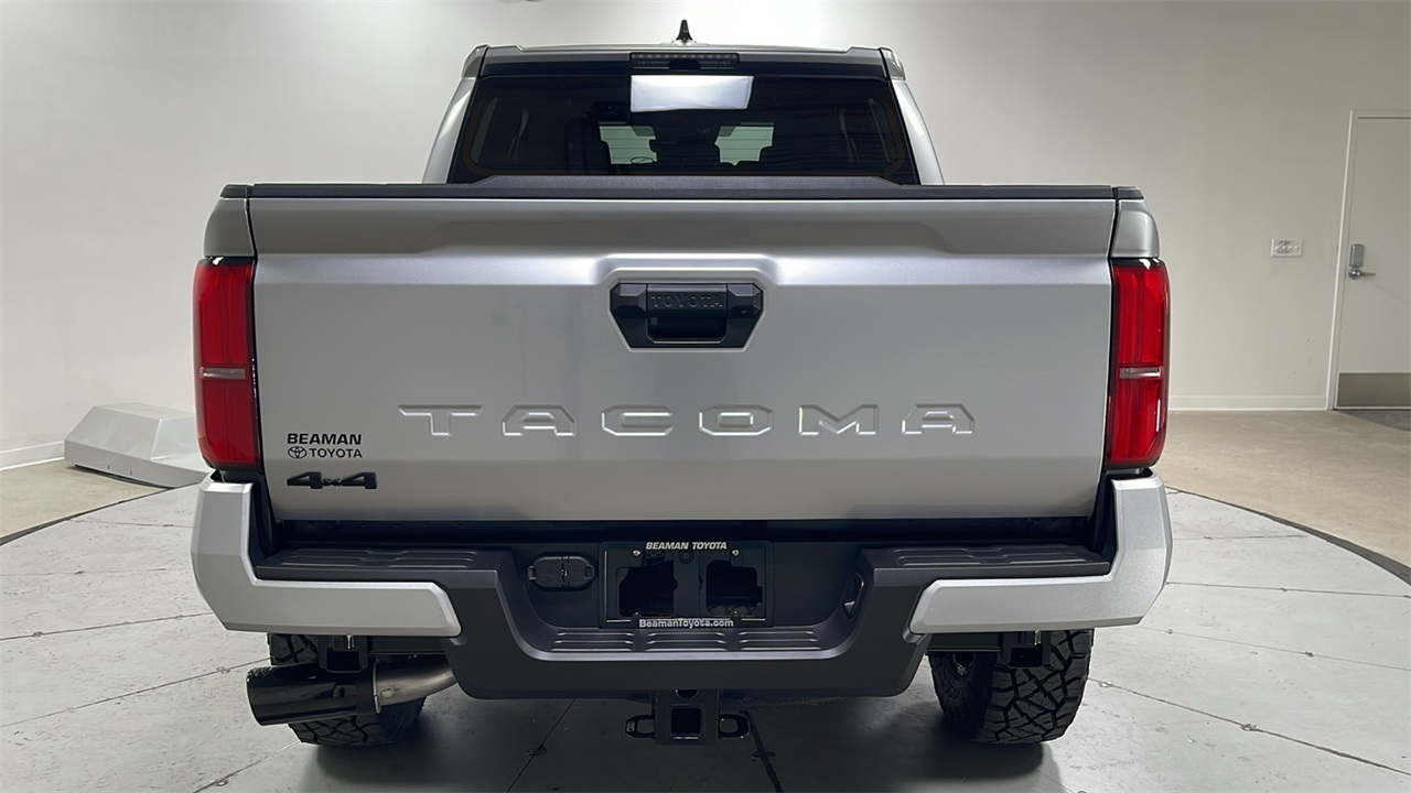 2025 Toyota Tacoma TRD Sport Double Cab photo 3