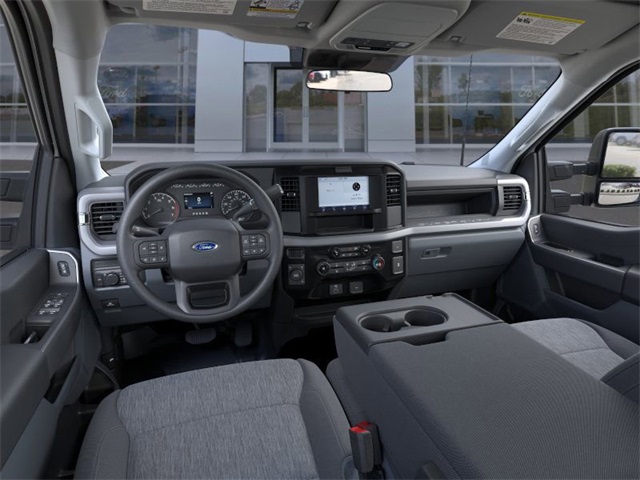 2025 Oxford White Ford Super Duty F-250 SRW 4X4 Truck