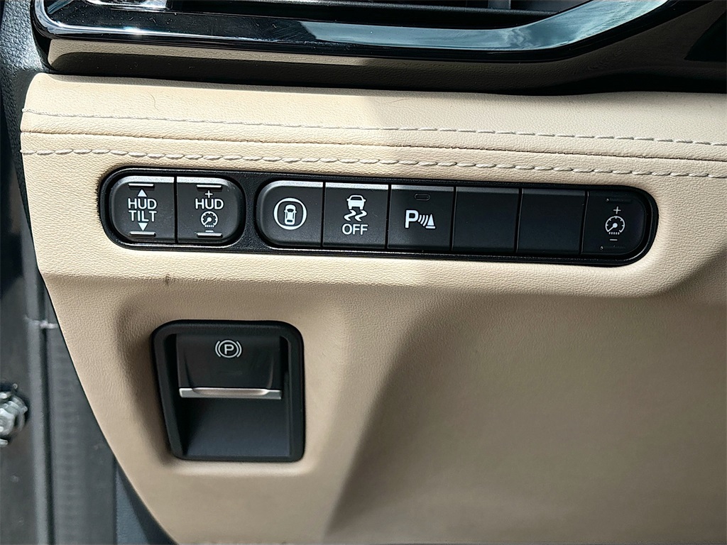 2023 Acura MDX SH-AWD Advance photo 10