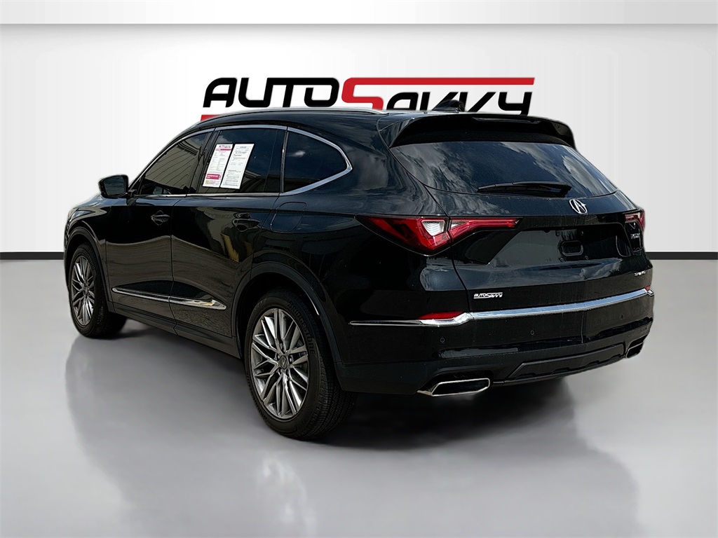 2023 Acura MDX SH-AWD Advance photo 5