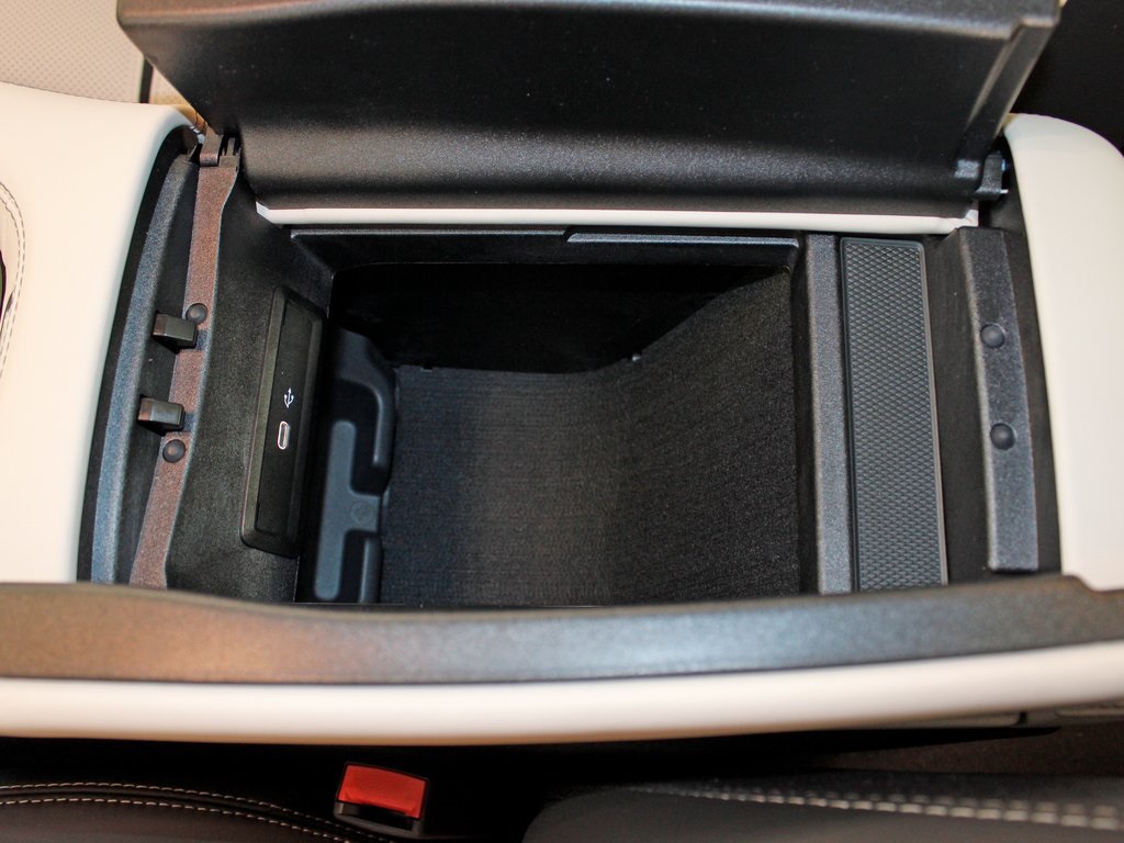 new 2026 Mercedes-Benz GLE car, priced at $103,720