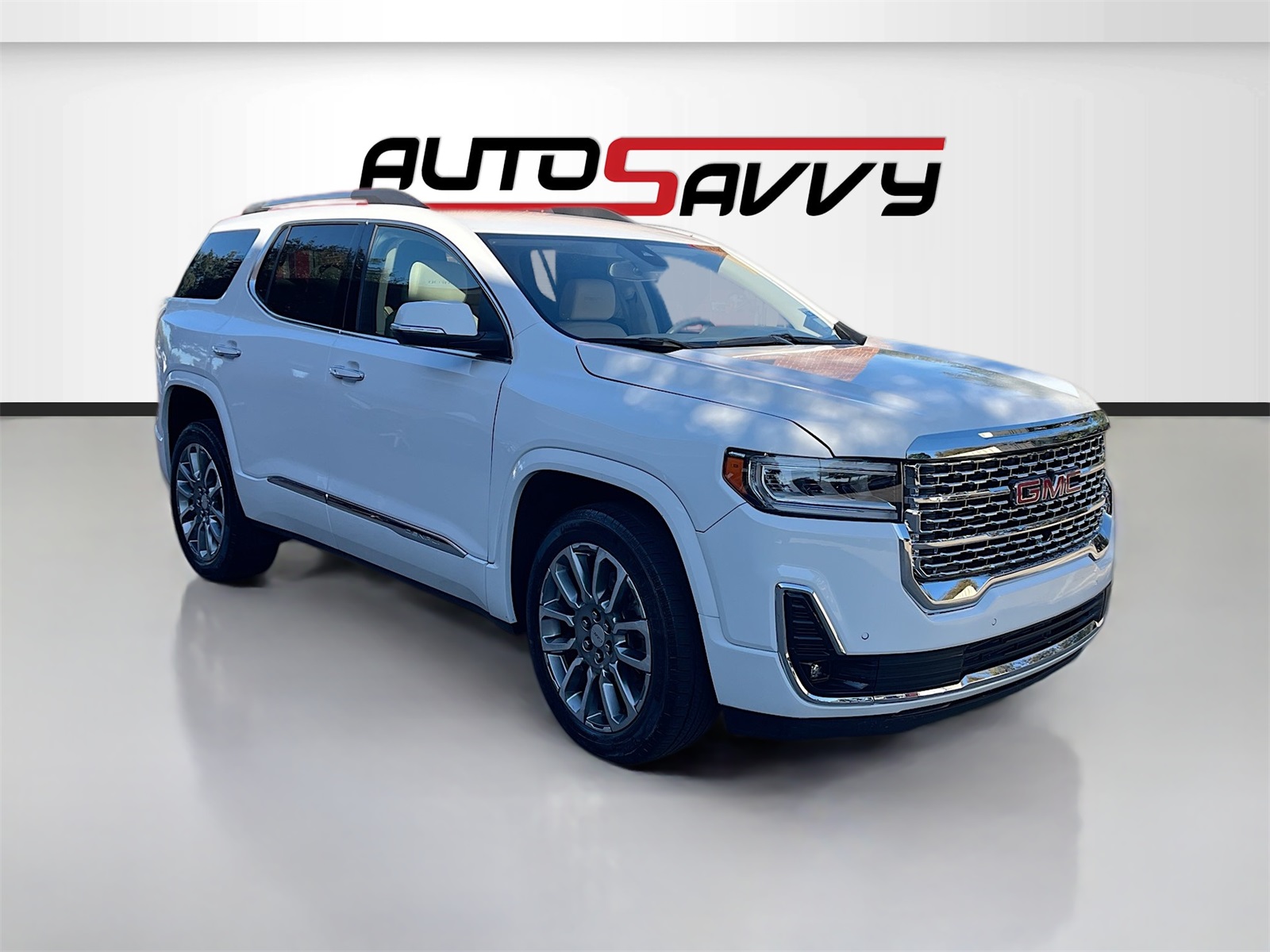 2023 GMC Acadia Denali's photo