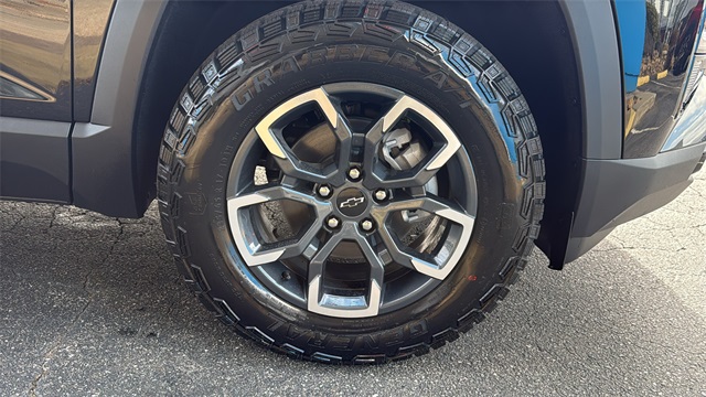 new 2026 Chevrolet Equinox car, priced at $37,095