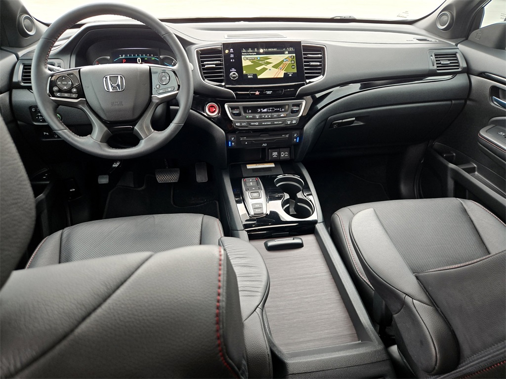 2022 Honda Pilot Black Edition photo 10