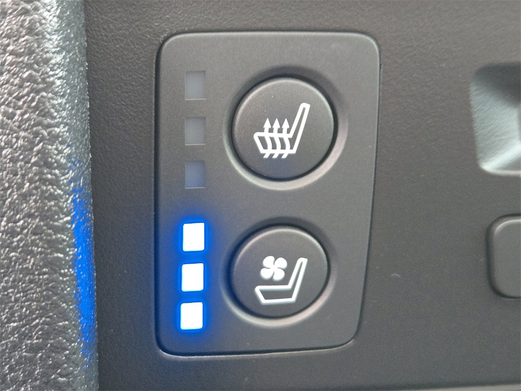 2022 Honda Pilot Black Edition photo 20
