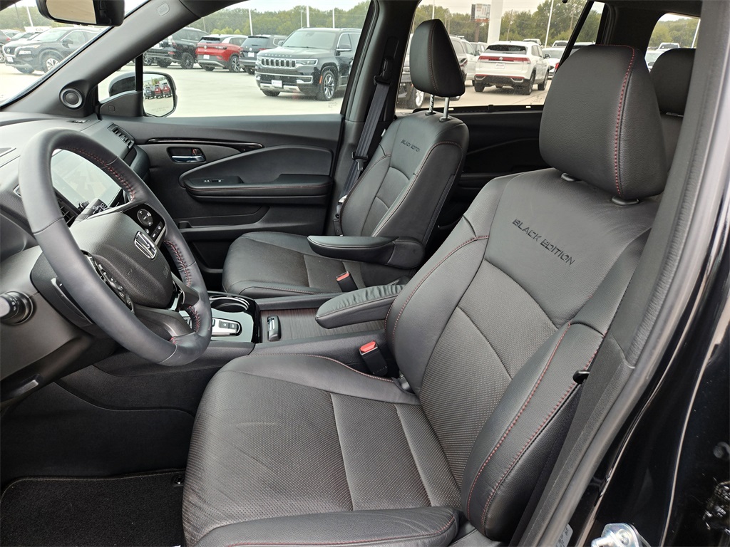 2022 Honda Pilot Black Edition photo 25