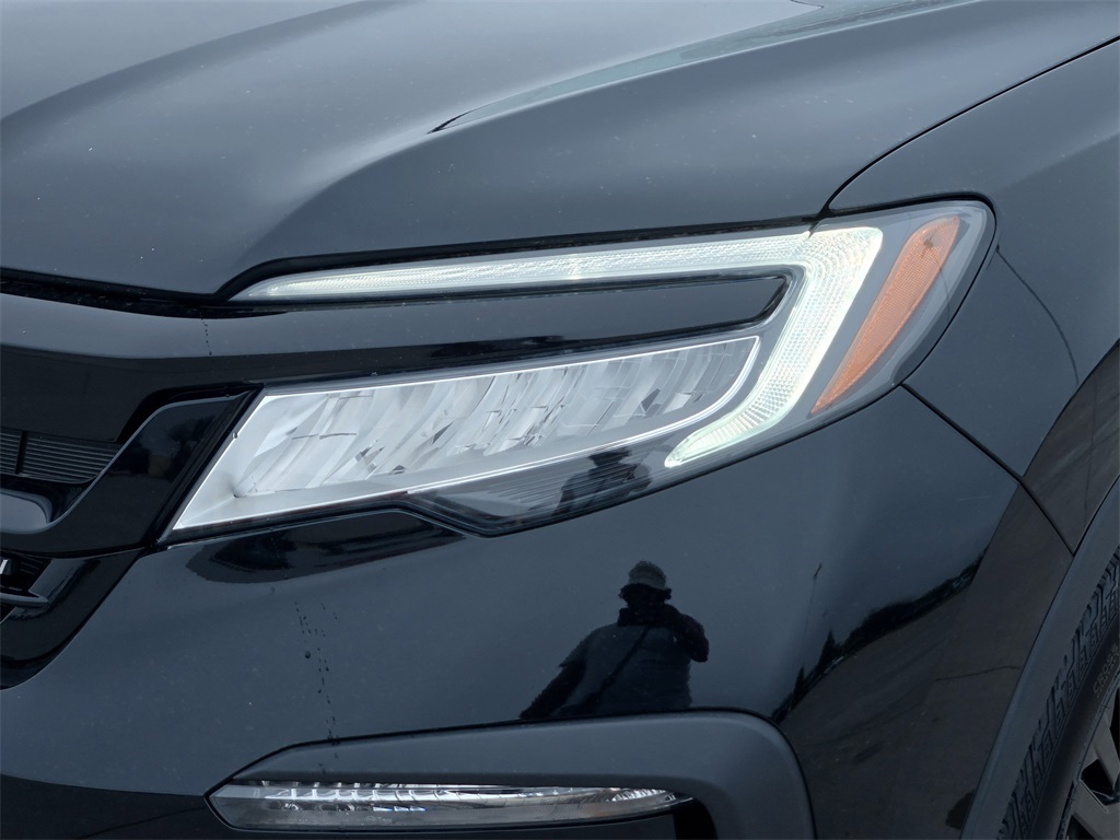2022 Honda Pilot Black Edition photo 2