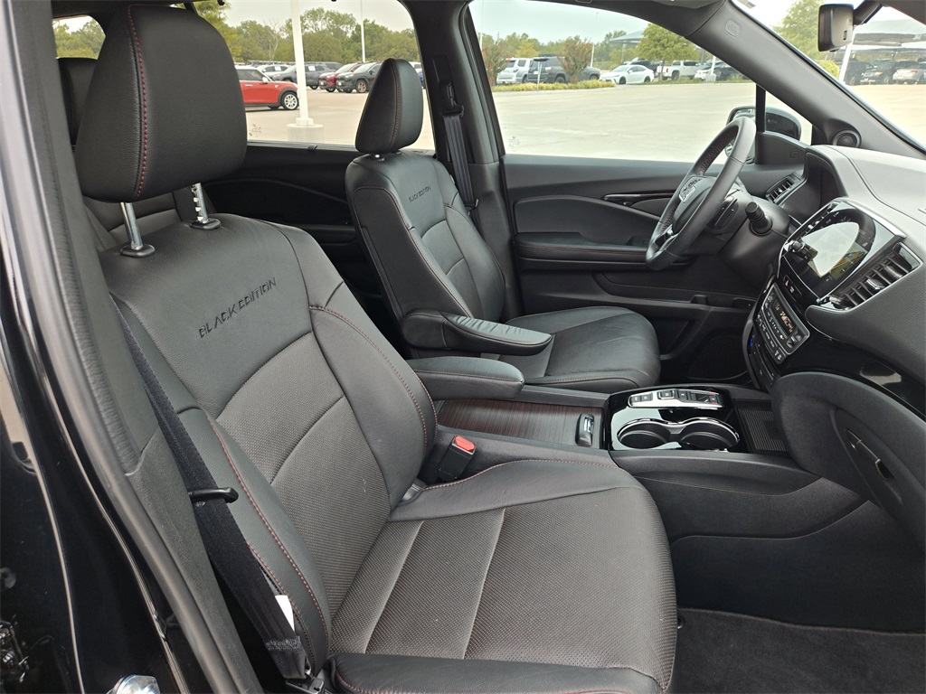 2022 Honda Pilot Black Edition photo 28