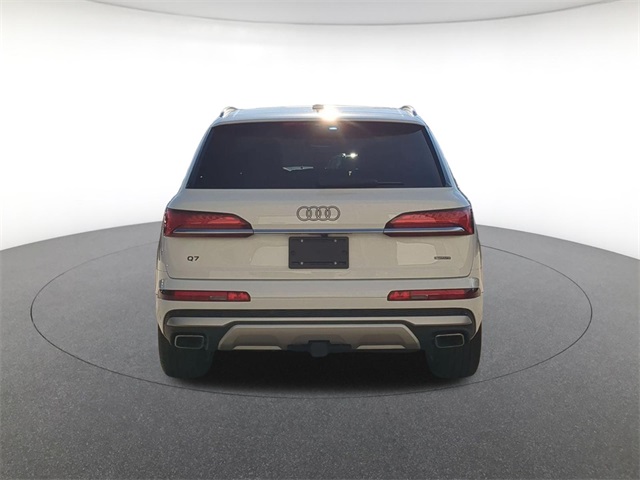 new 2026 Audi Q7 car, priced at $66,445