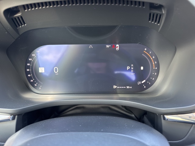 2026 Volvo XC60 B5 Plus photo 13