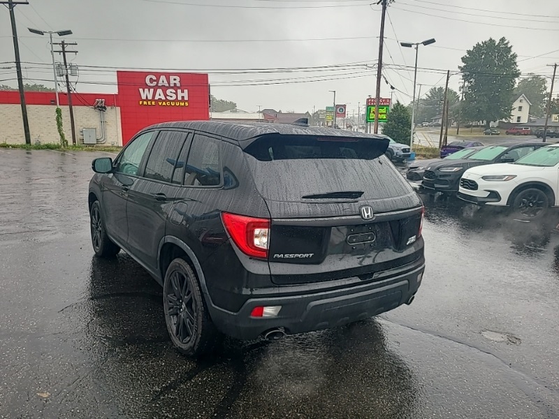 2019 Honda Passport Sport photo 3