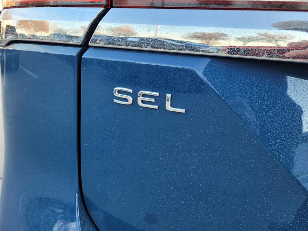 used 2025 Volkswagen Atlas car, priced at $42,500