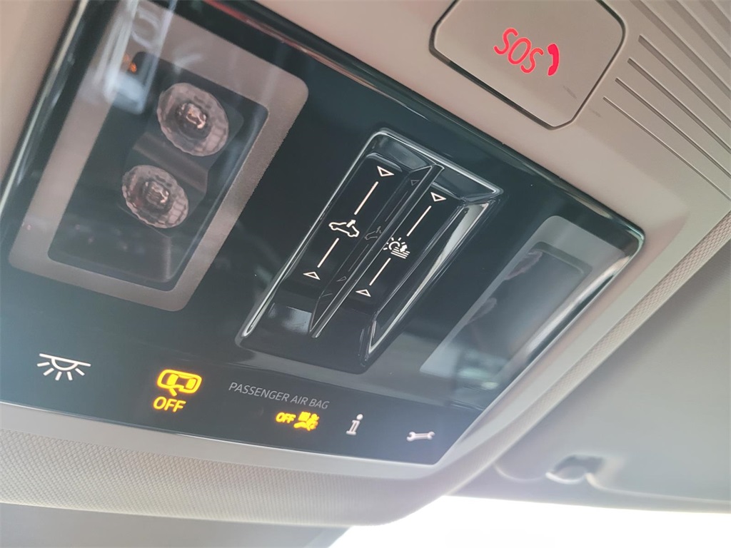 used 2025 Volkswagen Atlas car, priced at $42,500