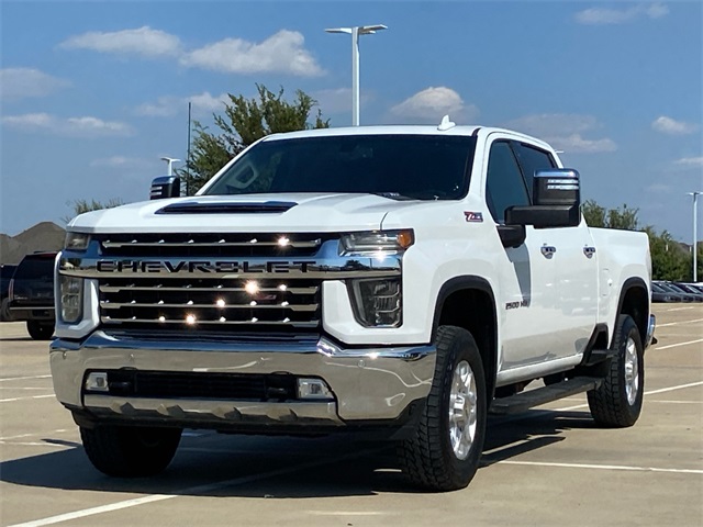 2021 Chevrolet Silverado 2500HD LTZ photo 3