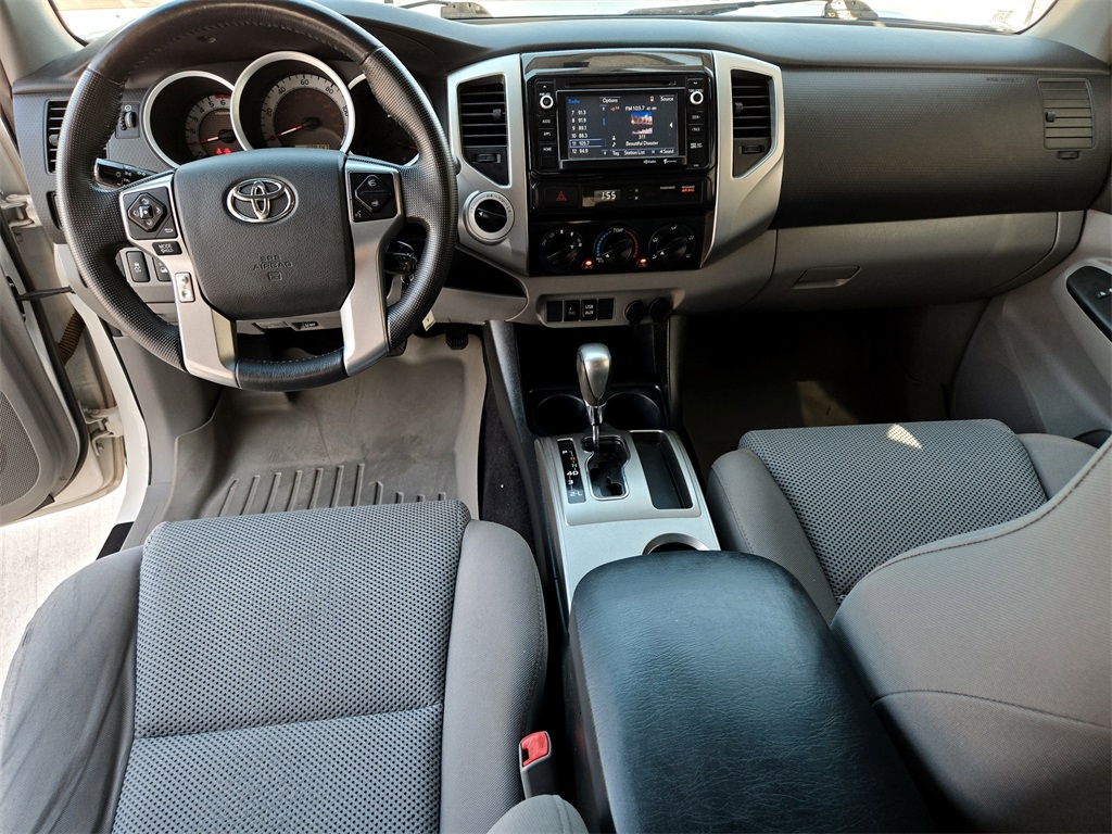 2014 Toyota Tacoma Base Double Cab photo 12