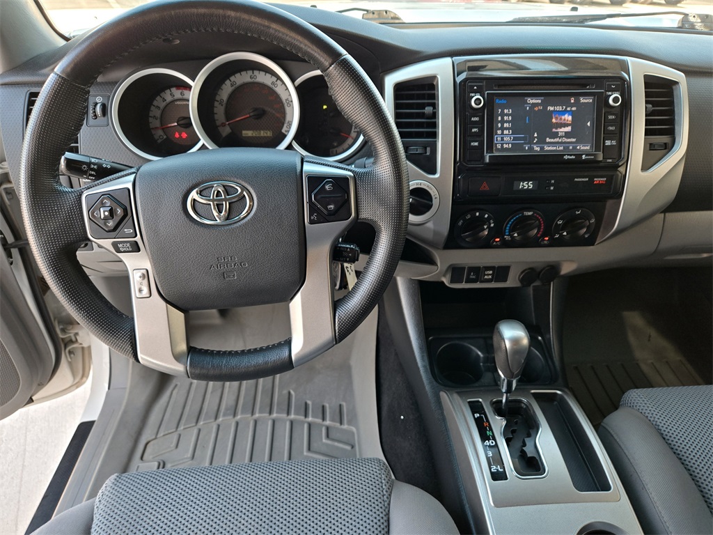 2014 Toyota Tacoma Base Double Cab photo 13