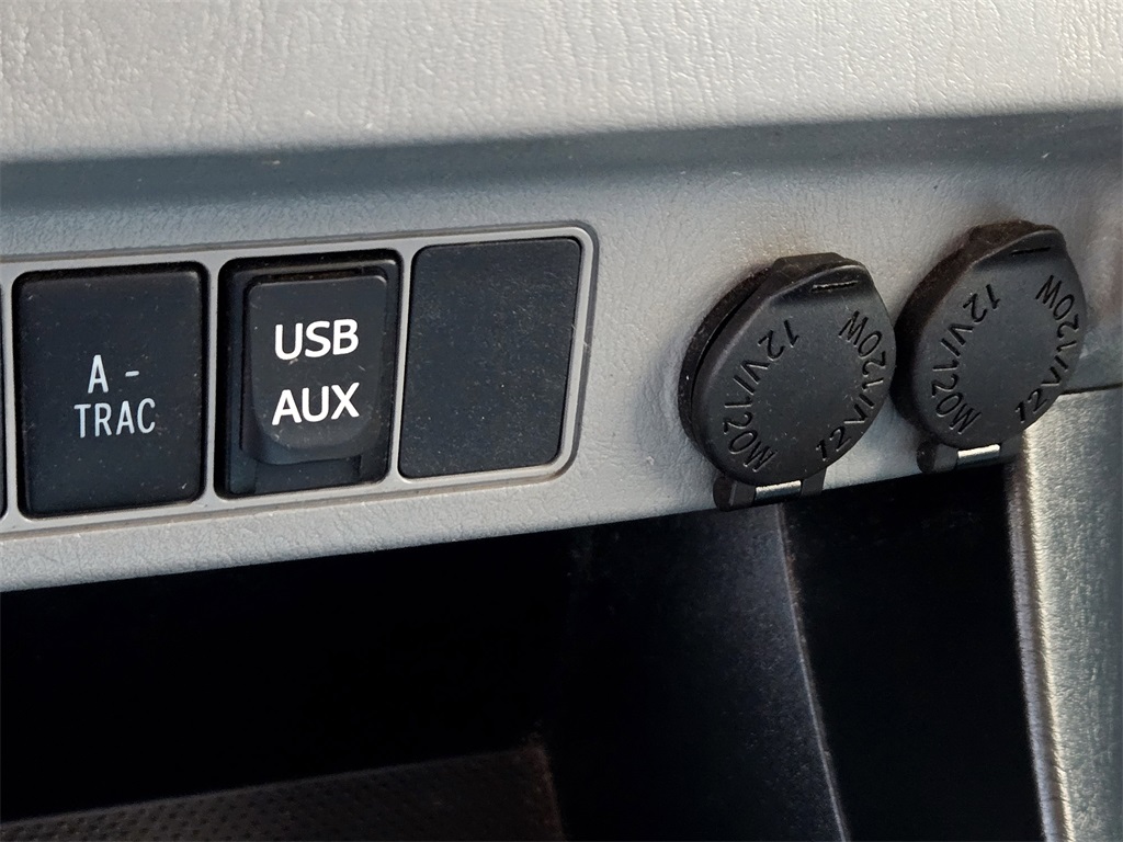 2014 Toyota Tacoma Base Double Cab photo 21