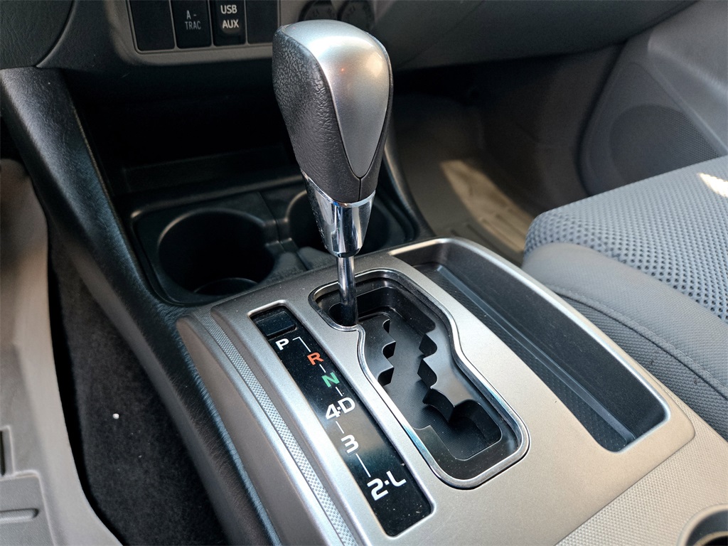 2014 Toyota Tacoma Base Double Cab photo 22