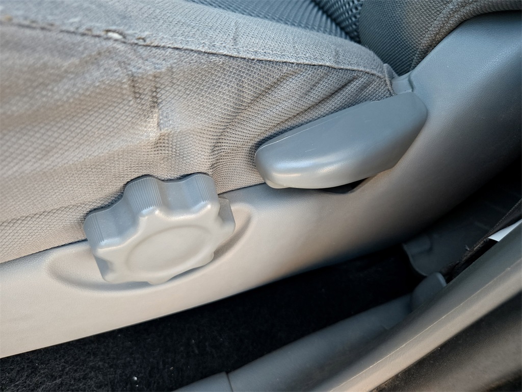 2014 Toyota Tacoma Base Double Cab photo 25