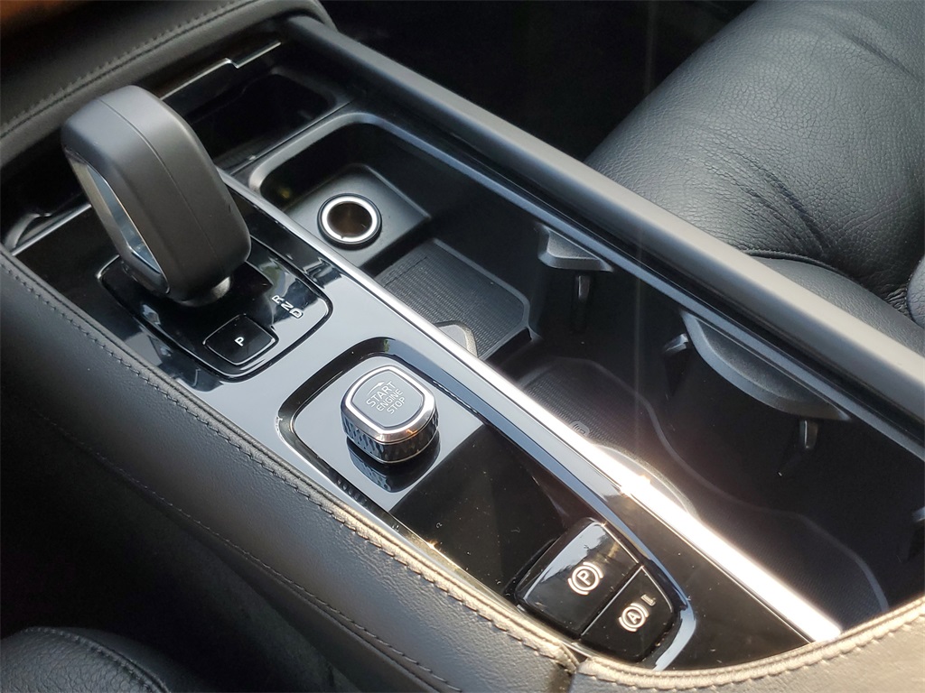 used 2023 Volvo XC90 car, priced at $38,795