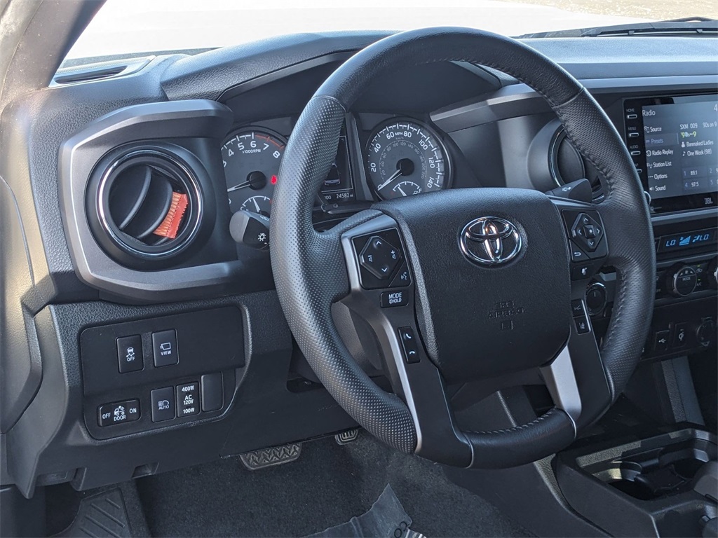2022 Toyota Tacoma TRD Pro photo 11