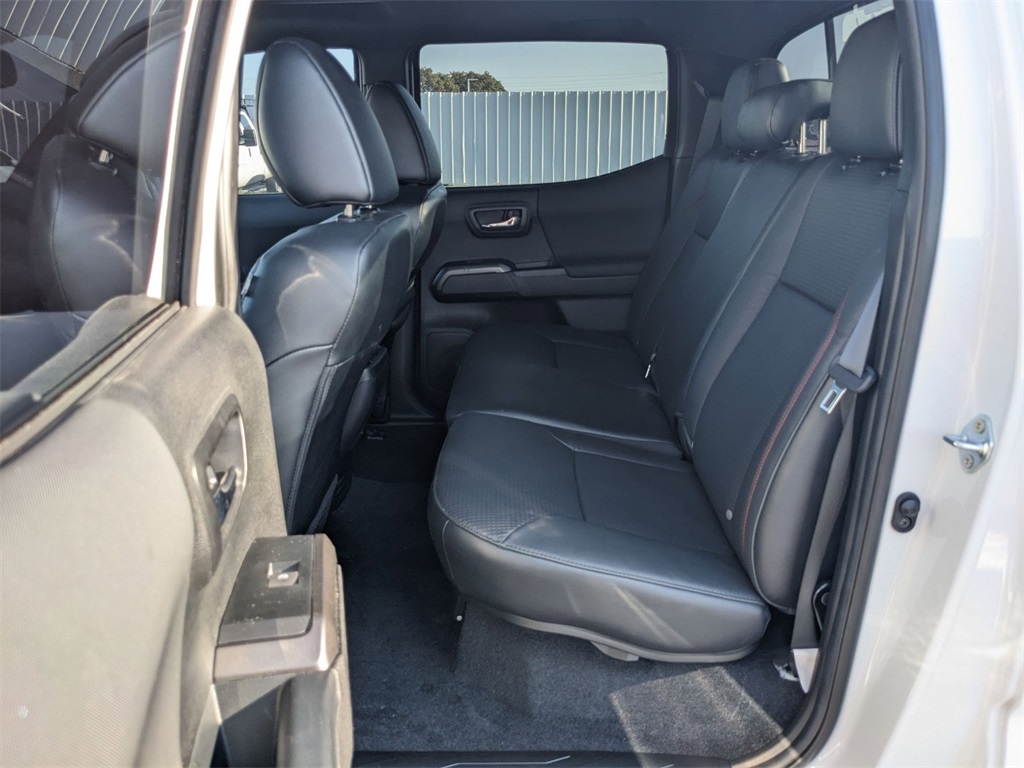 2022 Toyota Tacoma TRD Pro photo 24