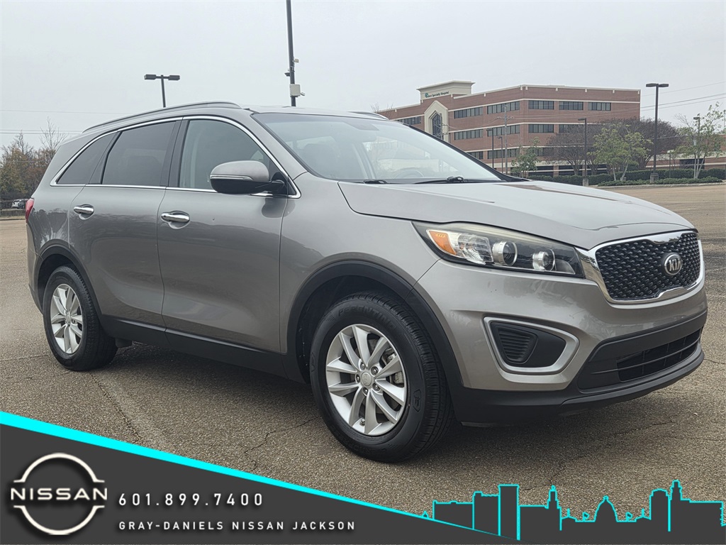 2017 Kia Sorento LX's photo