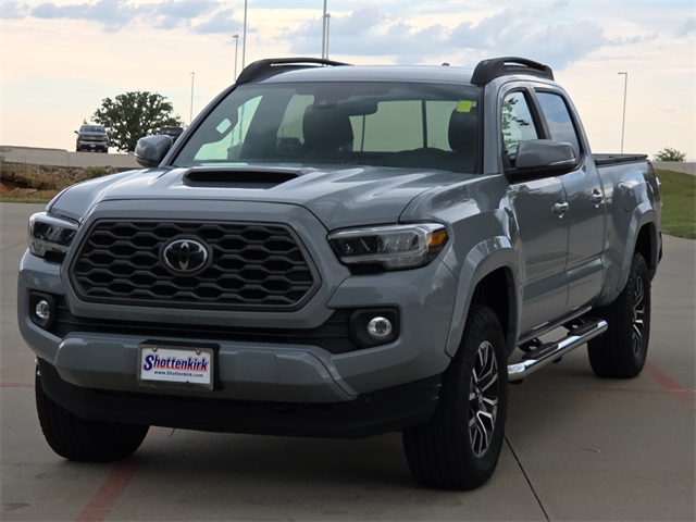 2021 Toyota Tacoma TRD Sport photo 3