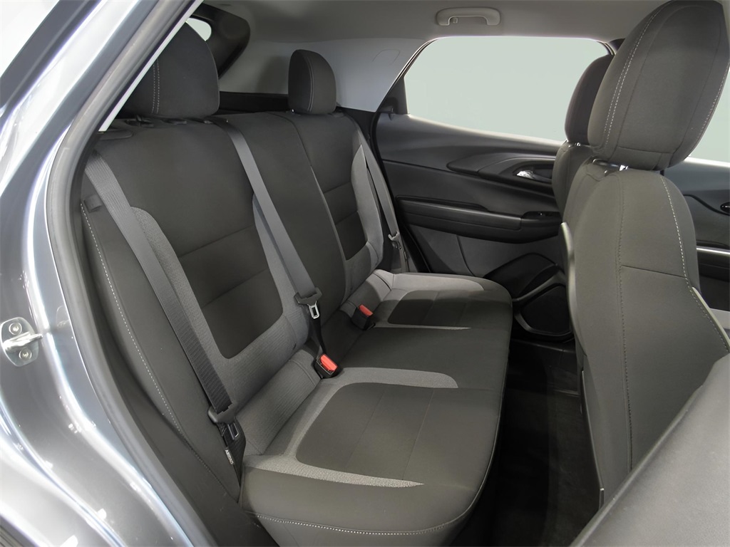 2021 Chevrolet Trailblazer LT photo 3