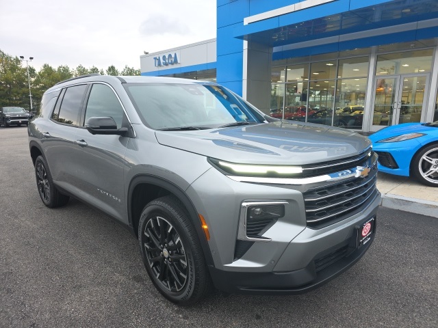 2026 Chevrolet Traverse LT's photo