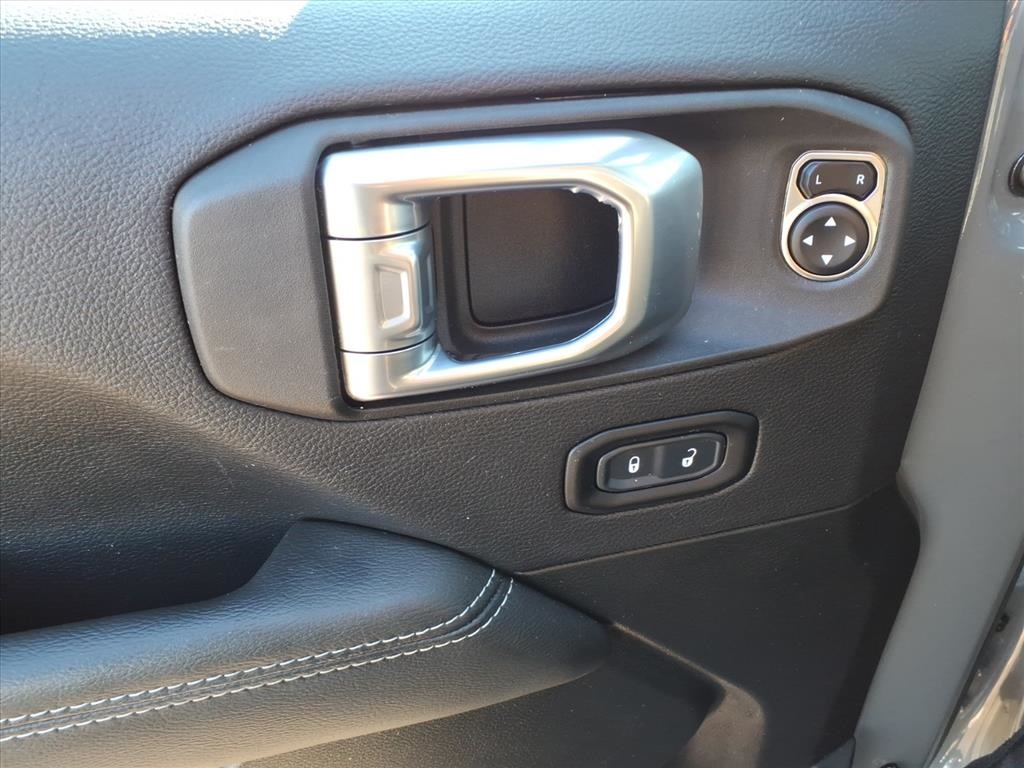 used 2023 Jeep Wrangler car, priced at $32,900