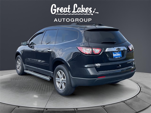 2015 Chevrolet Traverse 2LT photo 3
