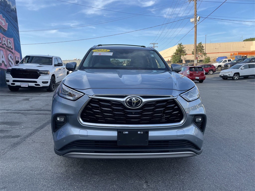 2023 Toyota Highlander Platinum photo 5