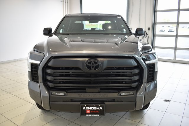 2026 Toyota Tundra SR5 CrewMax photo 3