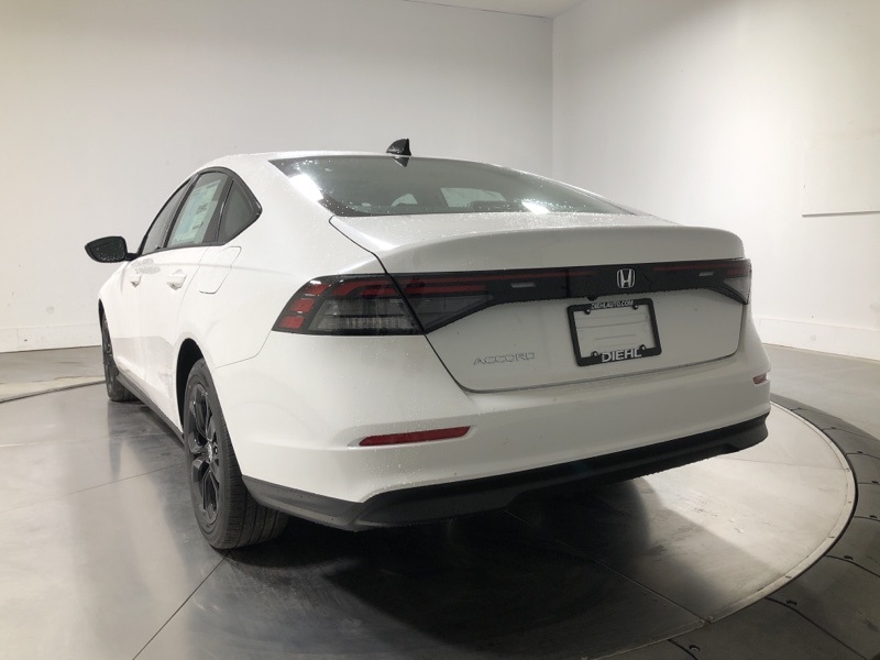 2025 Honda Accord SE photo 4