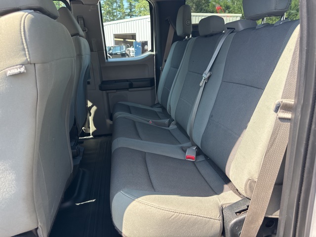 2015 Ford F-150 XL photo 11
