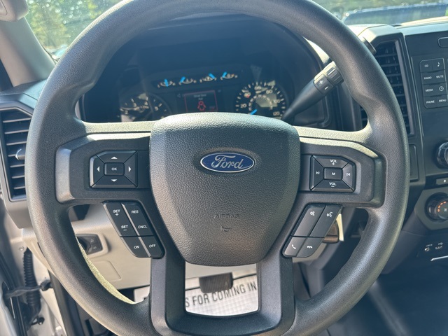 2015 Ford F-150 XL photo 16