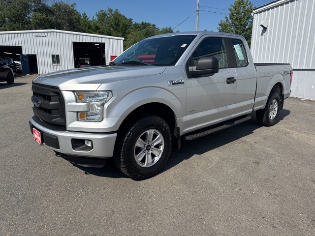 2015 Ford F-150 XL photo 2