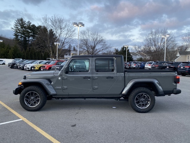 used 2020 Jeep Gladiator car, priced at $25,335