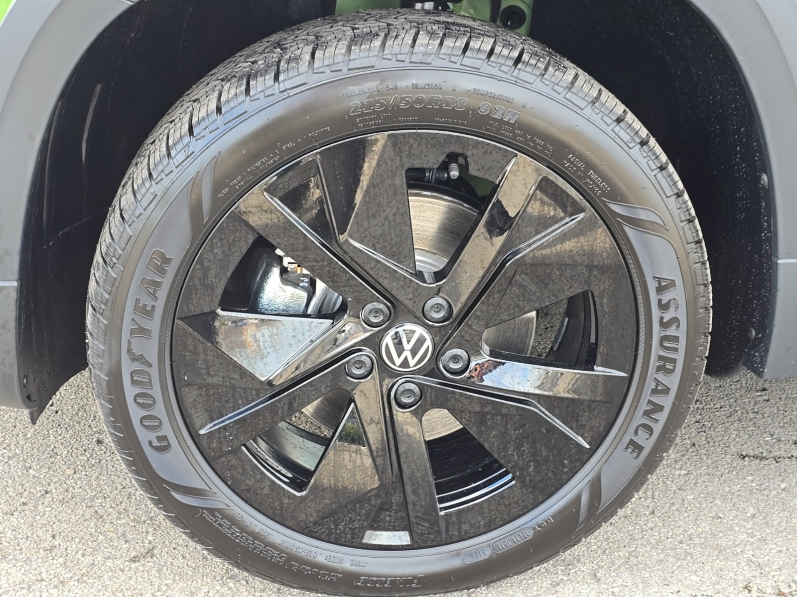 new 2026 Volkswagen Taos car, priced at $34,443