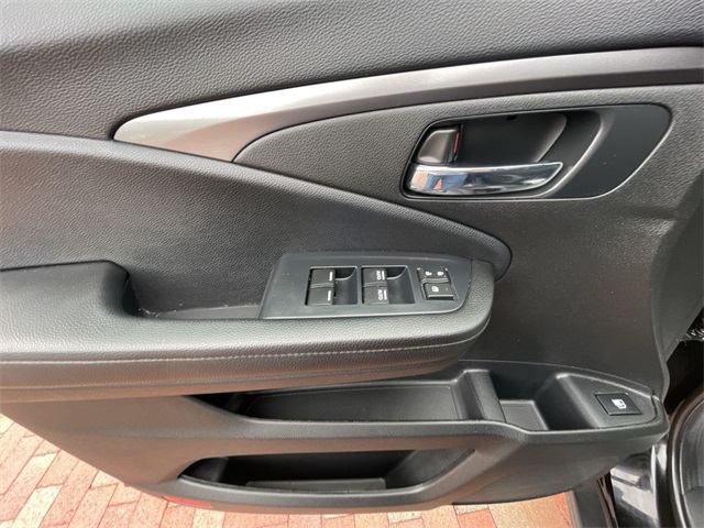 2022 Honda Pilot Sport photo 2